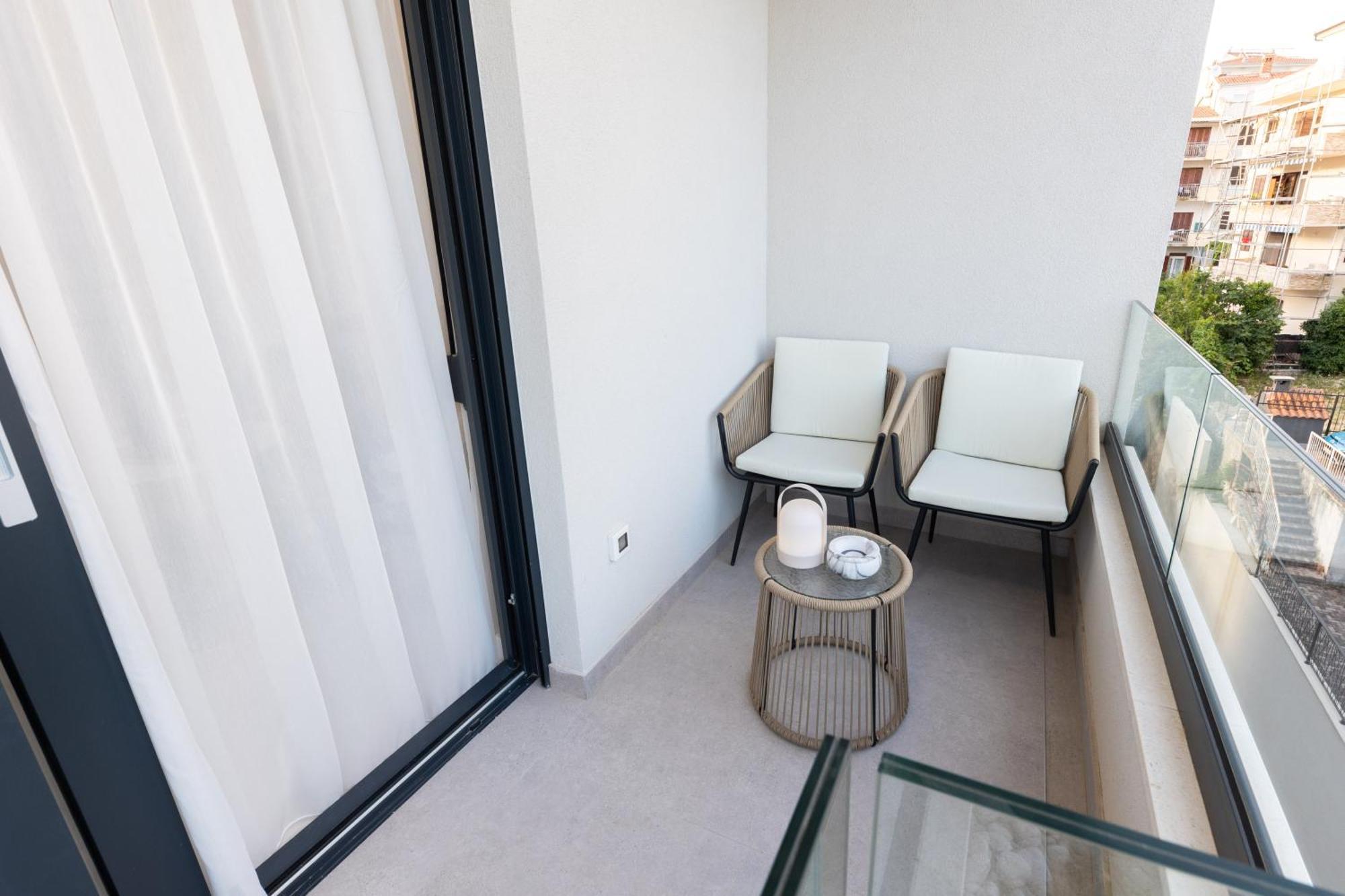 Golden Smile Apartment Split Exterior photo